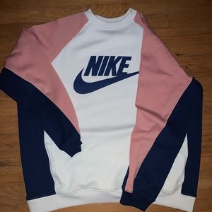 nike crewneck